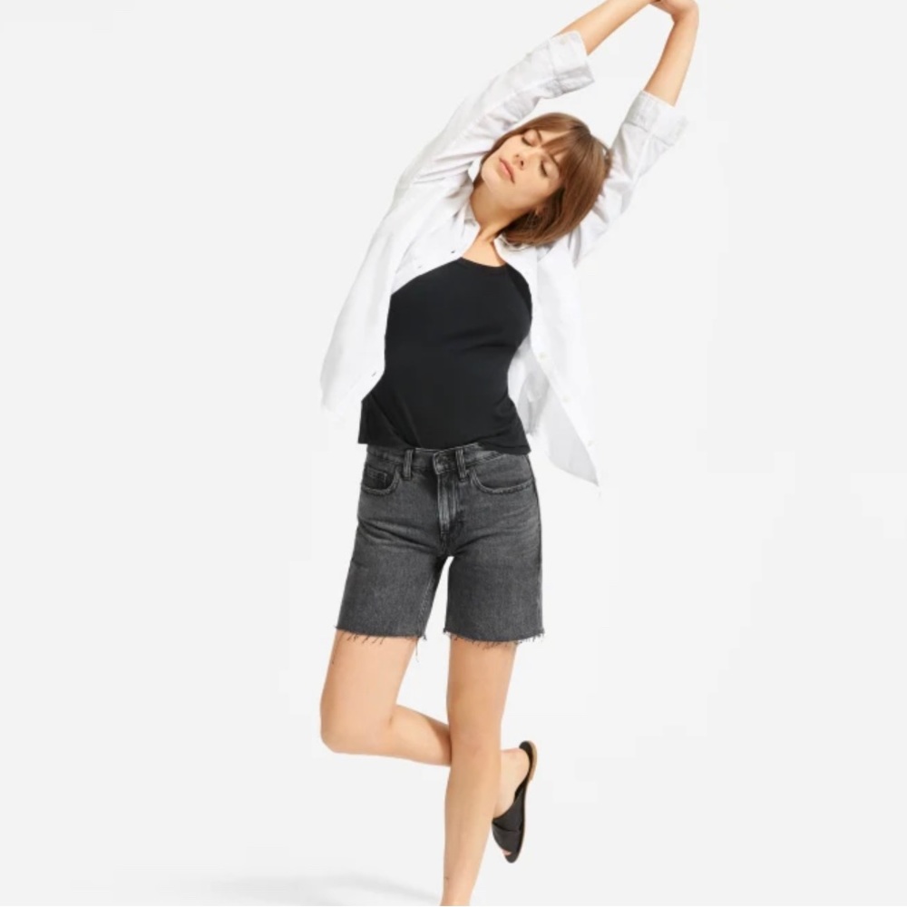 Everlane. The Denim Short/27/Black Wash